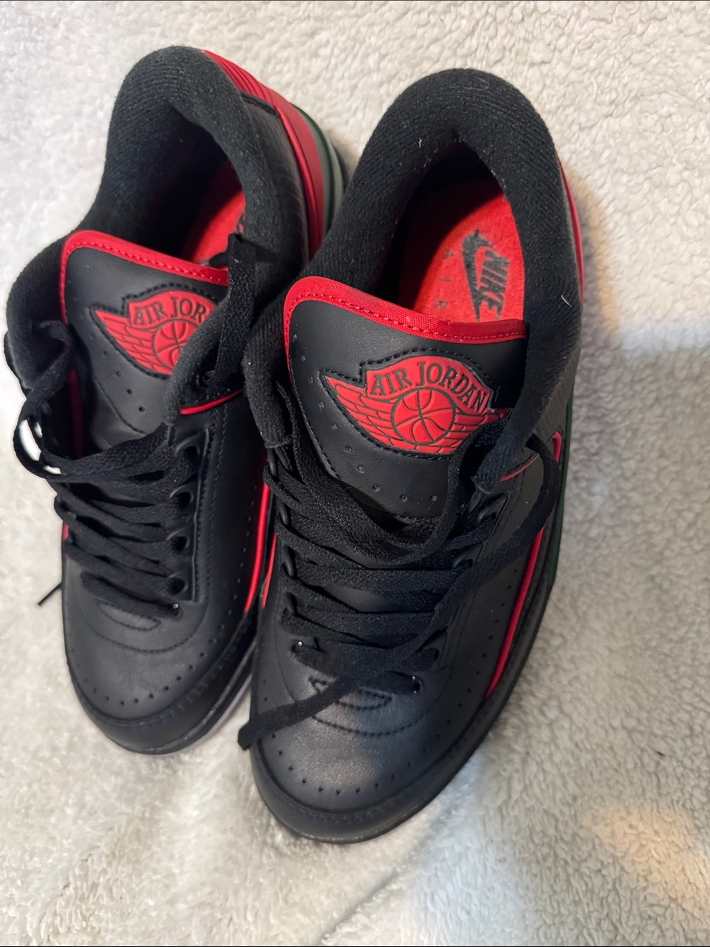 Jordan Kids Black and Red Low-Top Sneakers